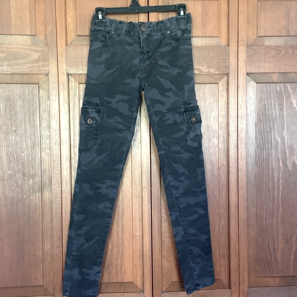 Black Camo Cargo Skinny Jeans Size Small By RF Premium Jeans